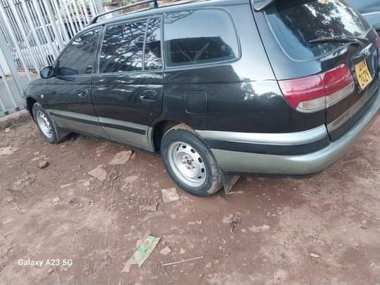 A picture of Toyota Caldina