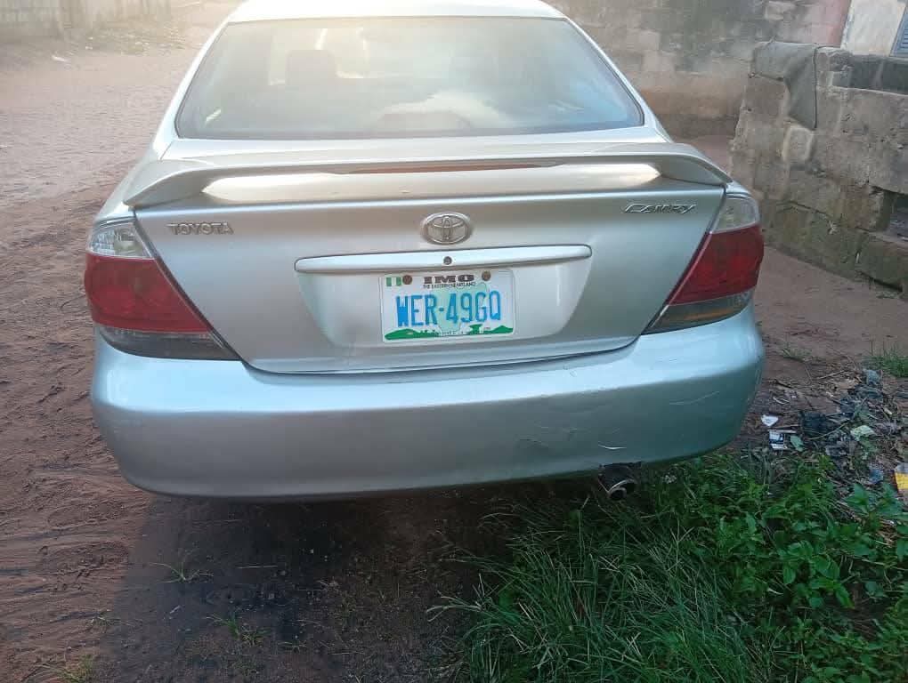 A picture of 2006 Toyota Camry v4 engine