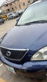 A picture of Lexus rx330 Owerri imo state No single fault Call DeBoss