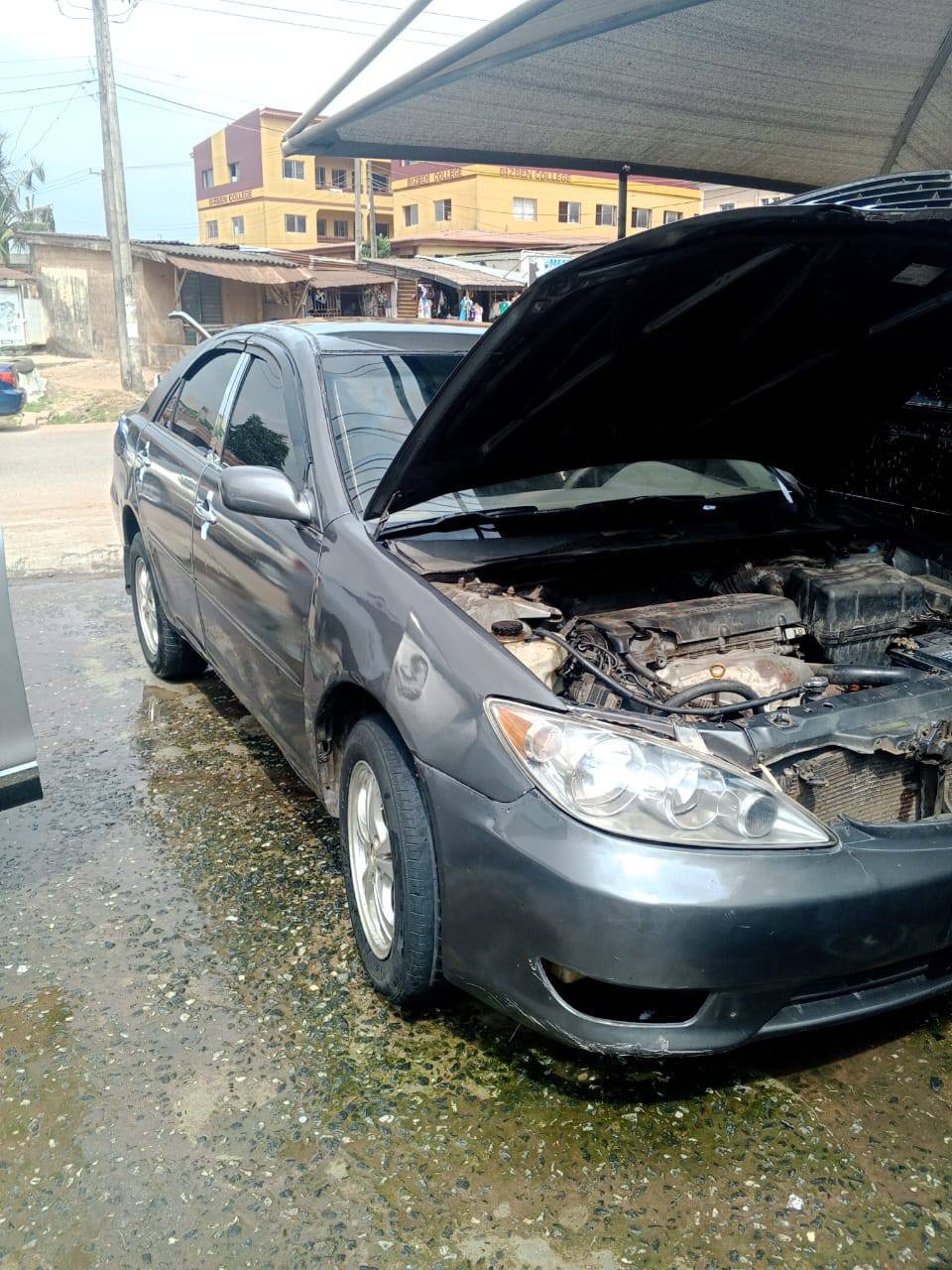 A picture of 05 Toyota Camry BIG DADDY
