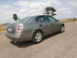 A picture of Nisan altima