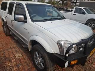 classifieds/cars isuzu