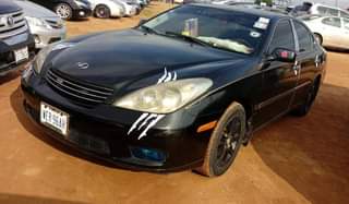 A picture of Highest grade Lexus Es330 2004 model Untouched engine and gear