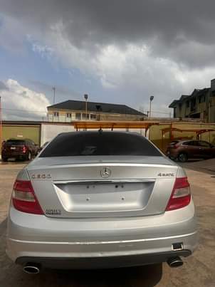 A picture of Sharp clean registered first body Mercedes Benz c300 2009