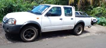 nissan navara