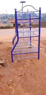 A picture of Metallic deckers 2step and 3step 0754797112 0783095025