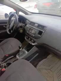 A picture of Kia Rio 2012 manual gear