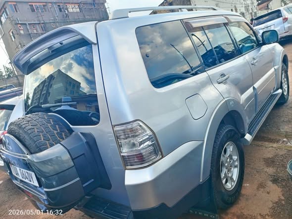 A picture of MITSUBISHI PAJERO