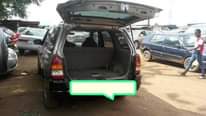 A picture of Mazda tribute very clean and sharp