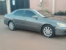 A picture of clean Nigeria used Honda accord AKA discussion continue V6 good