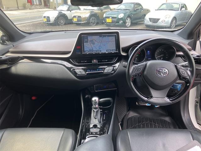 A picture of 2018 Toyota c hr