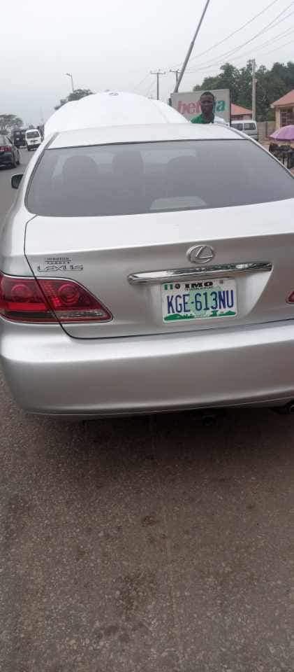 A picture of Lexus es 330