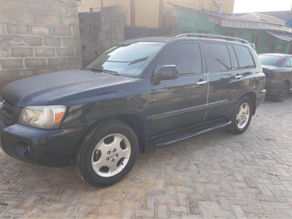 A picture of Toyota Highlander 08163843660