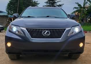 A picture of Foreign used Lexus rx350