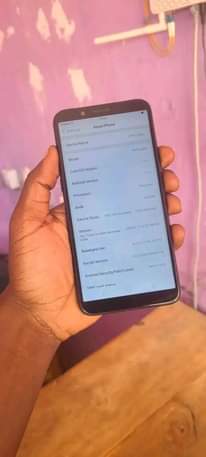 A picture of Oppo A83 gb 128 ram 6 nectwetck 4g simu bado