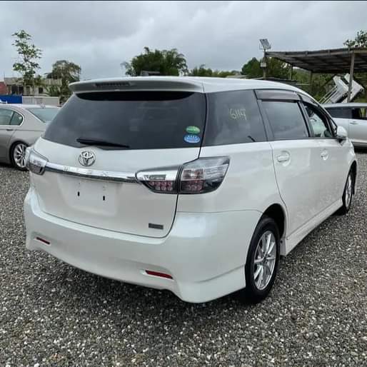 used toyota wish