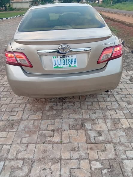 A picture of Toyota Camry spider available