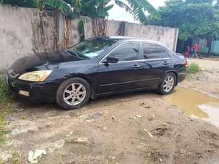 A picture of Honda E o d model 03 lp