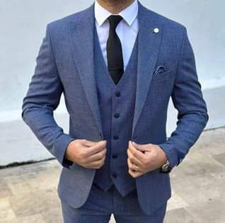 A picture of EXECUTIVE SUITS