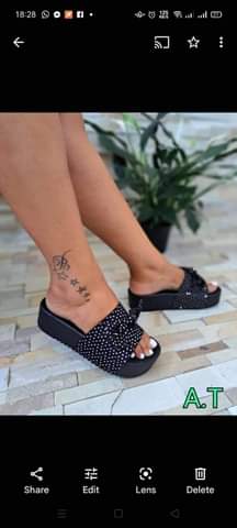 slippers