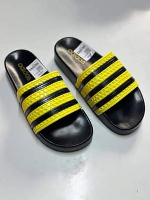 A picture of  PhC fashion WAUZAJI WA SENDO ORG ZA ADIDAS