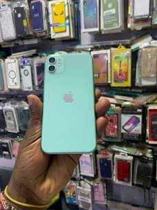 A picture of Iphone 11