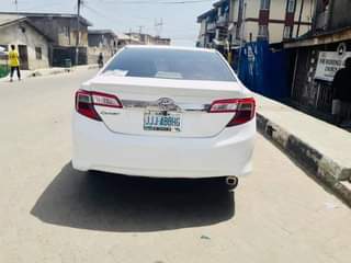 A picture of 2013 Toyota Camry 013 Standard