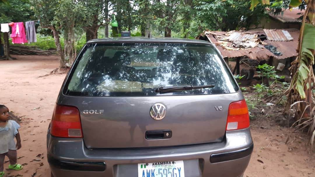 A picture of Volkswagen Golf 4