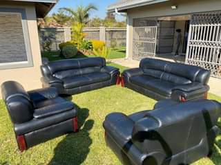 classifieds/furniture sofas