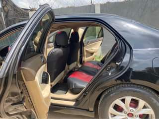 A picture of 2004 Honda accord for just 2.3m. Perfectly working with no