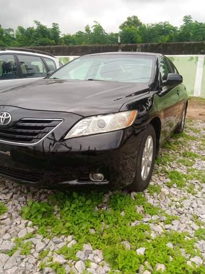 A picture of Belguim standard Toyota Camry Muscle XLE 2009 Model V6 keyless