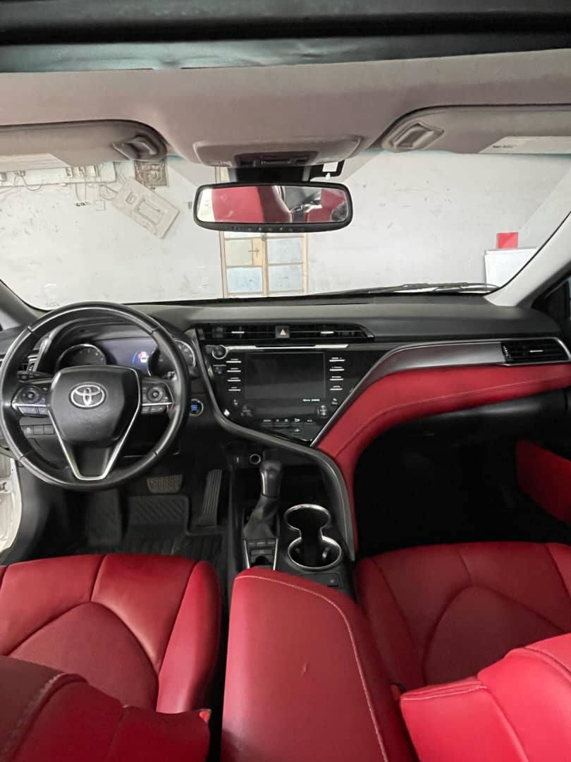 A picture of AWOOF FOREIGN USED 2020 CAMRY XSE WITH PANORAMIC SUNROOF