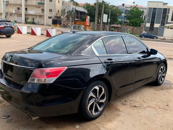 A picture of DISTRESS SALES HONDA ACCORD EXL 2009 MODEL BELGIUM STANDARD UNTEMPERED