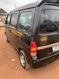A picture of Mini bus 