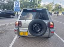 A picture of Toyota RAV4 Old Yeah 1998 Colour Silver Engine 3s Full