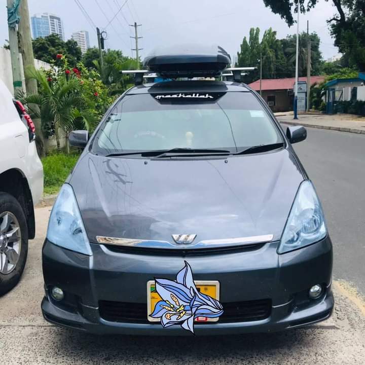A picture of Toyota wish