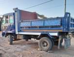 A picture of Njoo tumalize mwaka na hii Bei mil 33 Tanga Simu