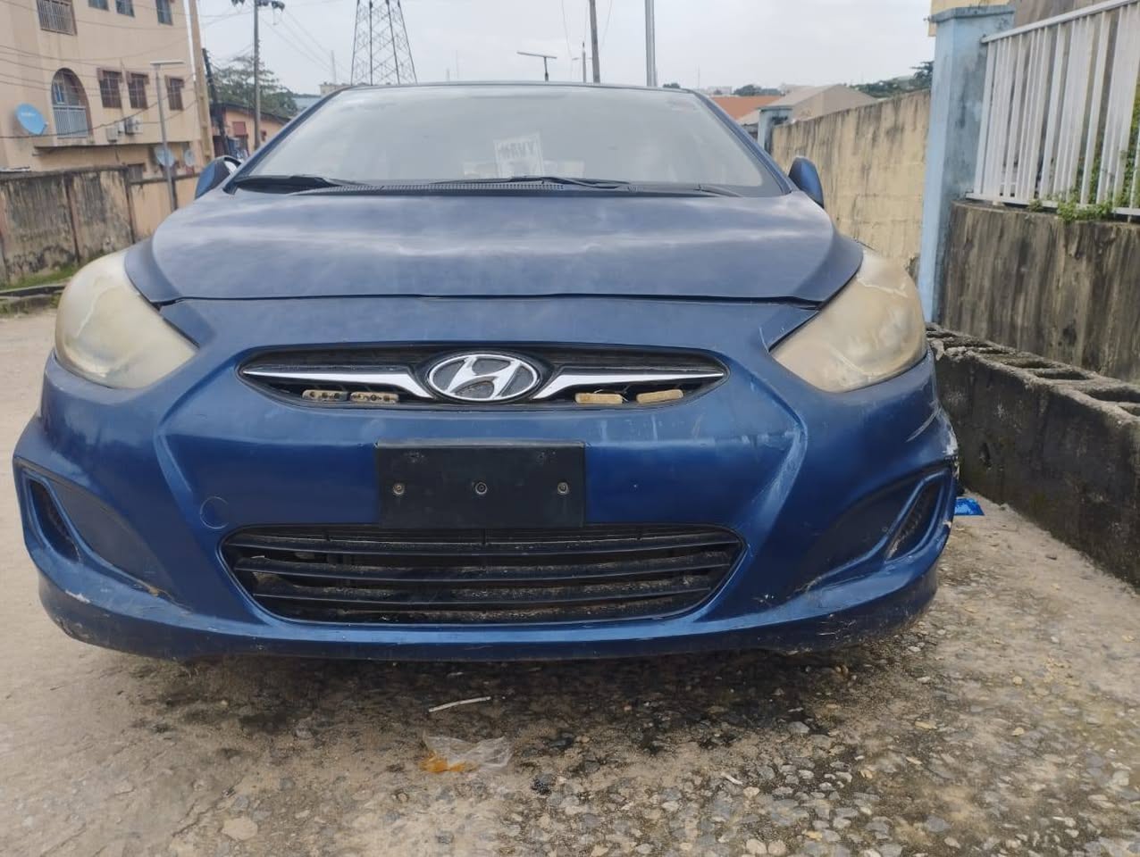 A picture of Isolo MANUAL GEAR Hyundai accent 08