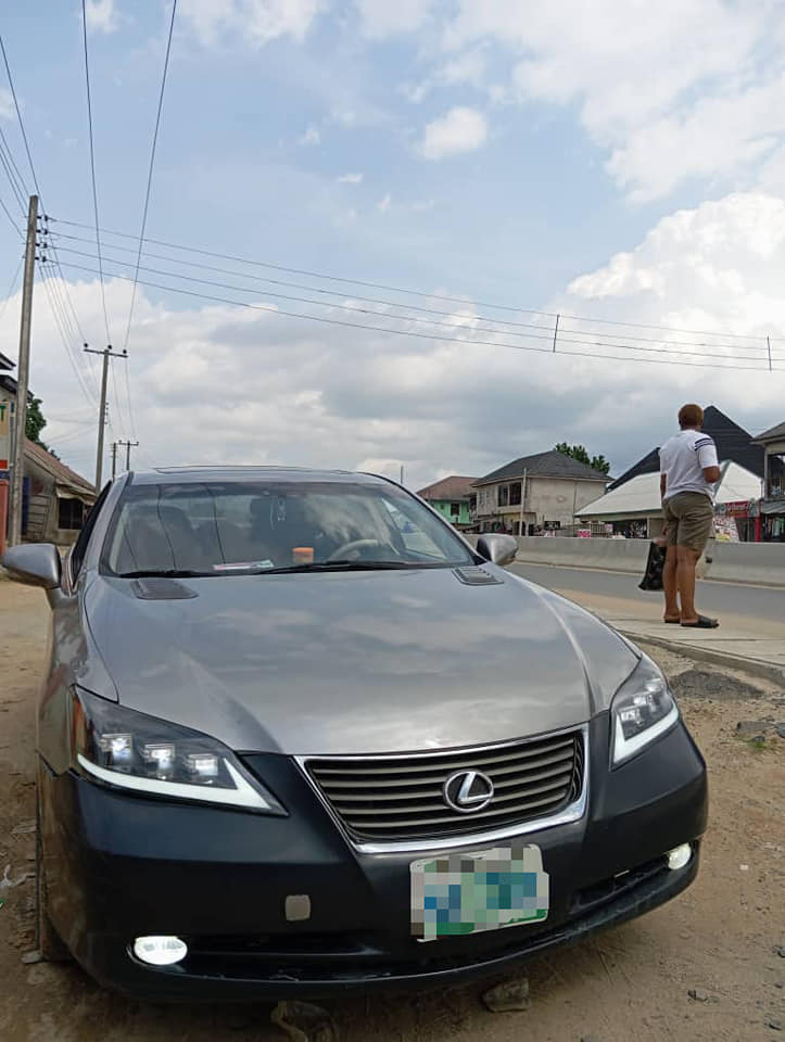 A picture of LEXUS ES350 2007