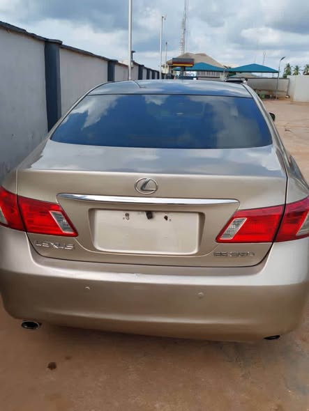 A picture of Quick deal for Toks standard lexus ES350