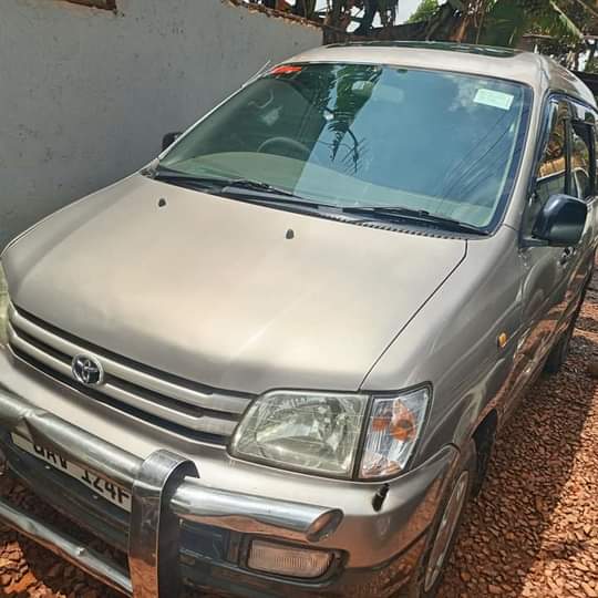 used toyota noah