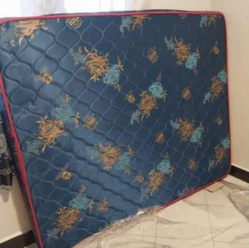 A picture of Slightly used household items on quick sale