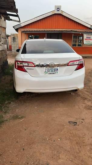 A picture of Toyota Camry 2014 push to start 08122733790