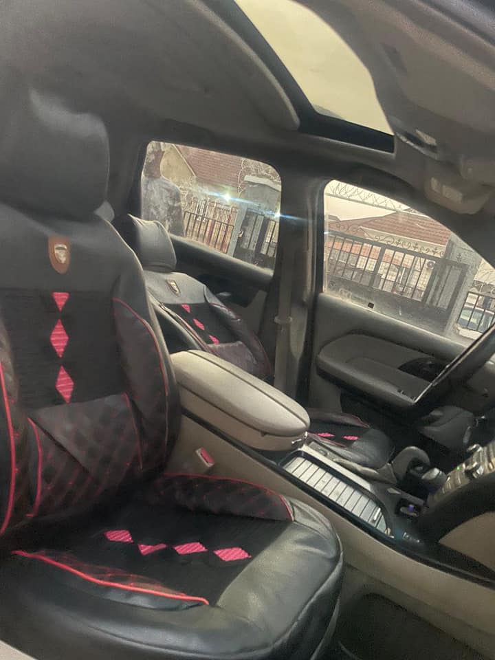 A picture of Extremely clean 2008 Acura MDX in good condition going for