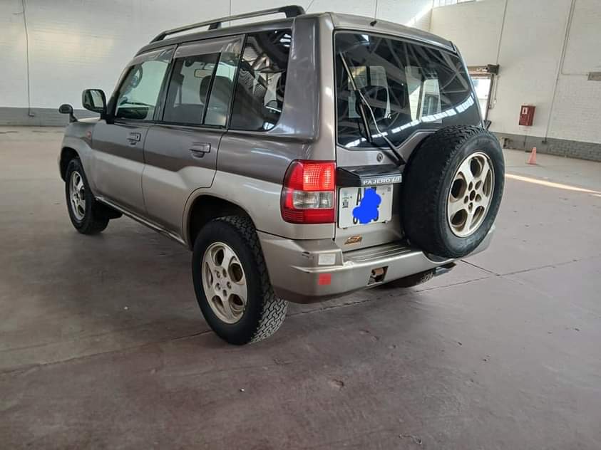used mitsubishi pajero
