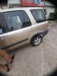 A picture of Honda CRV Engine And Gear box 100 ok Interior Very