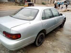A picture of Belgium grade Toyota Camry orobo Belgium grade Clean in and