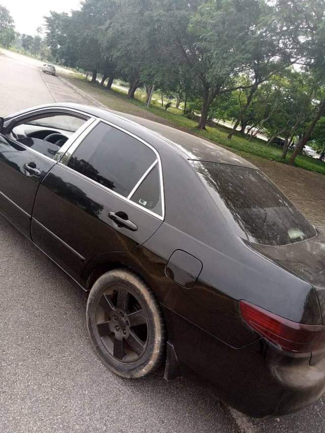 A picture of 2004 Honda Accord