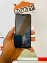 A picture of Huawei Y9 Ram 4 Gb 128 Kipele Inaandika Emergency 0769131497