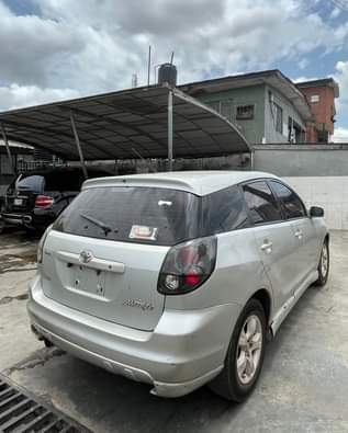 A picture of First body pan Toyota matrix 2004 model in clean pristine